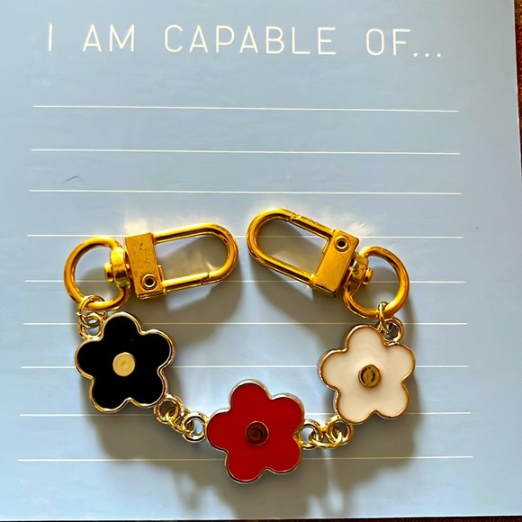 🆕 Bag Flower Bag Charm NIB - Picture 3 of 8